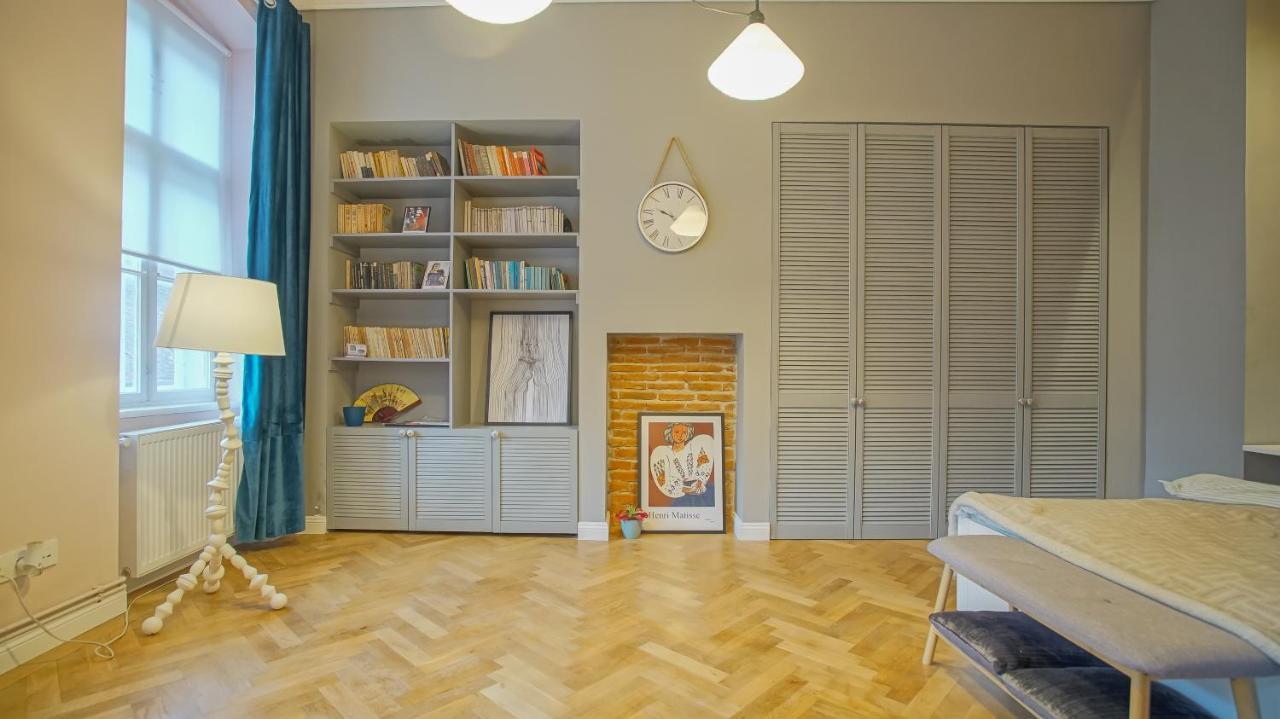 Coroni Republic Apart Braşov Exterior foto